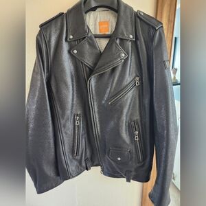 Hugo Boss Black Leather Biker Jacket for Men, 40